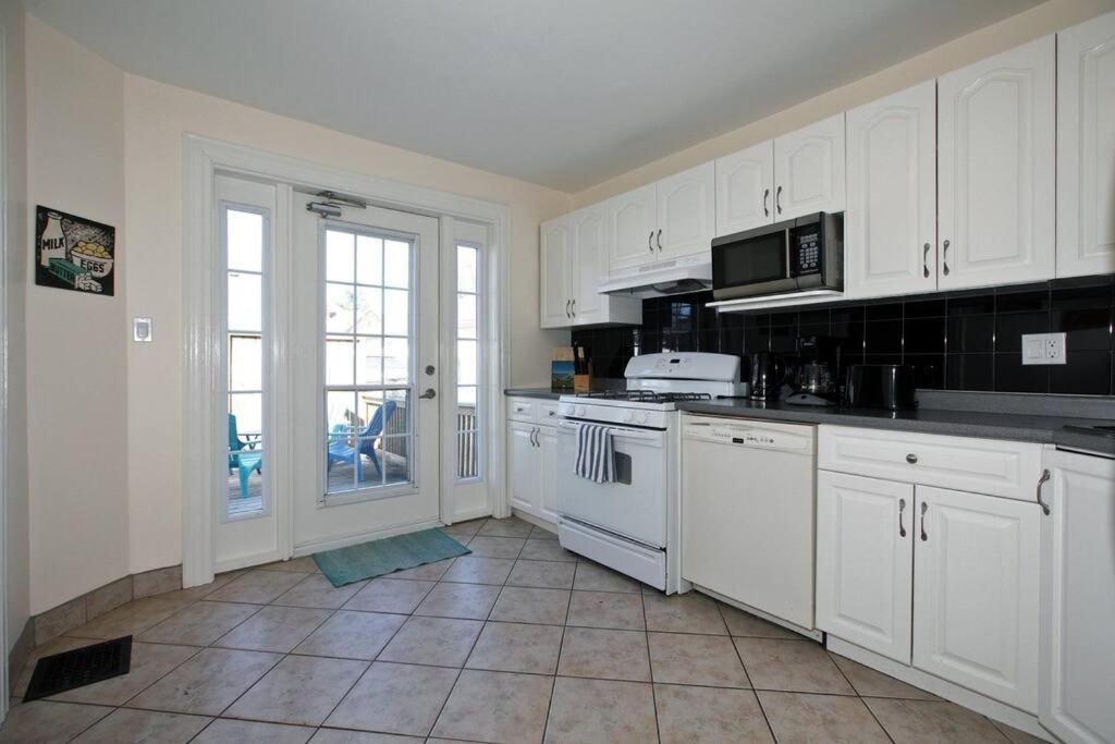Holiday home Sky Line 2- Walk To The Falls & Complimentary Breakfast Delivered Daily To The *