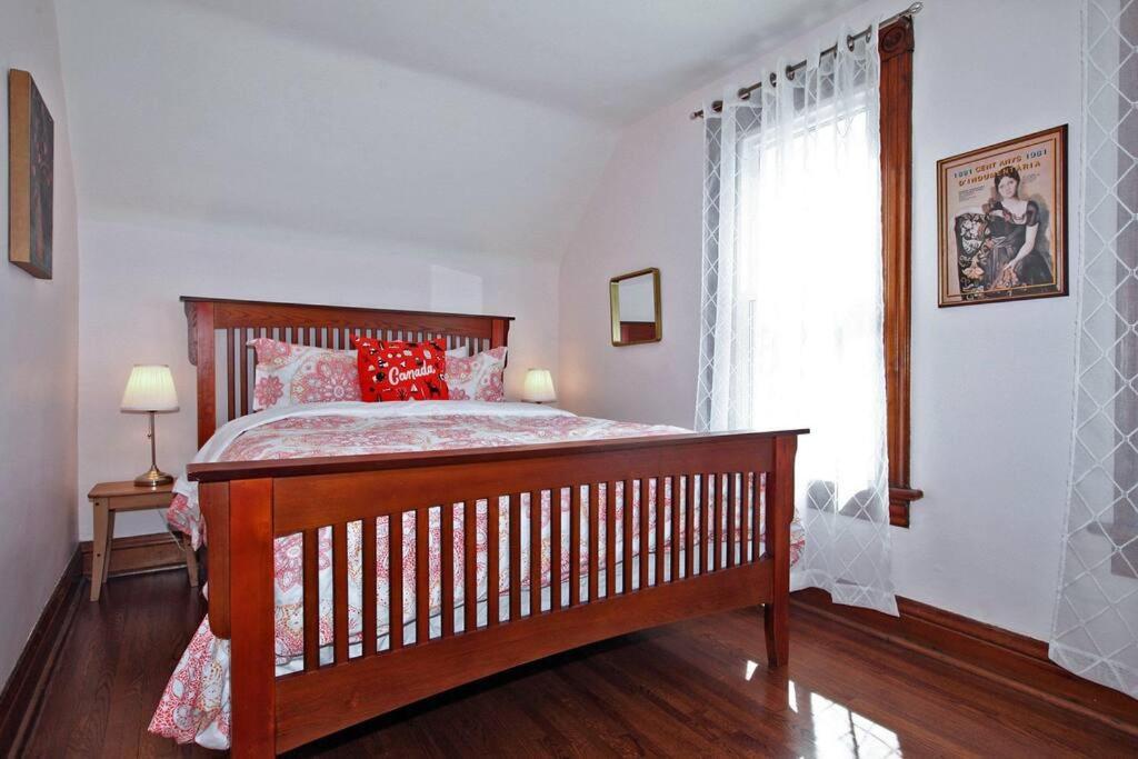 Sky Line 2- Walk To The Falls & Complimentary Breakfast Delivered Daily To The Holiday home