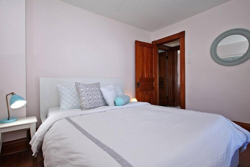Sky Line 2- Walk To The Falls & Complimentary Breakfast Delivered Daily To The * Niagara Falls