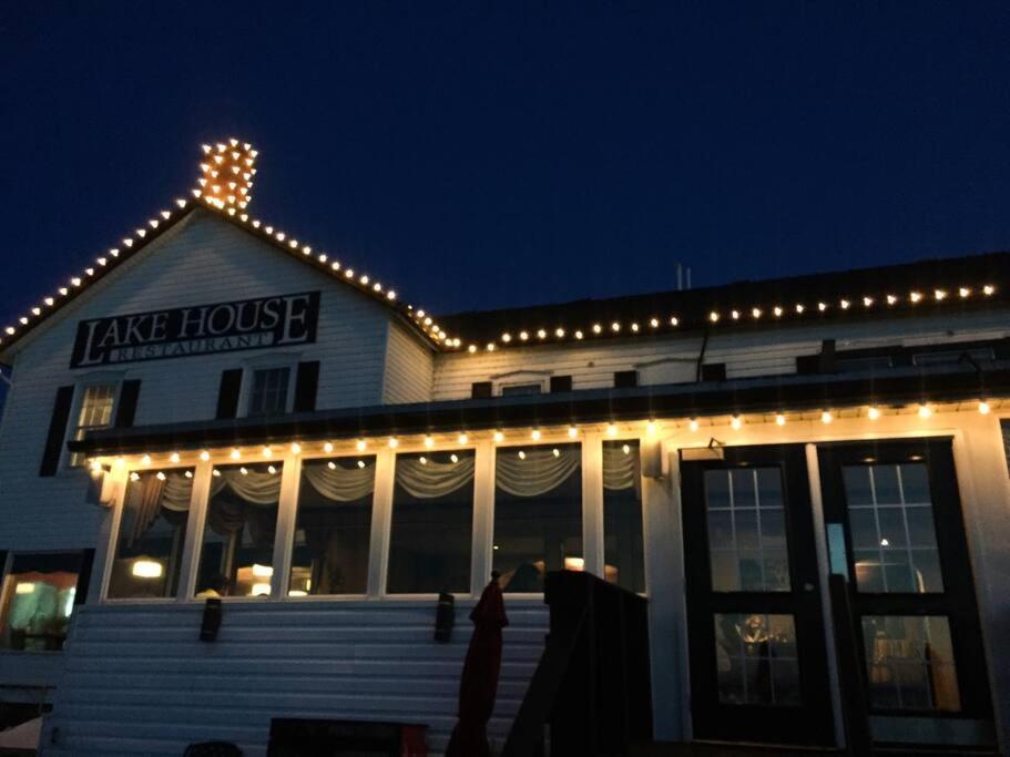 Sky Line 2- Walk To The Falls & Complimentary Breakfast Delivered Daily To The Holiday home Niagara Falls
